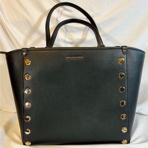 New Michael Kors Bag
Shopper Women's Bag
Handbag Holly LG Tz Tomb
Tote Bag